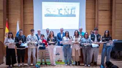Un proyecto de humanización del HUC transforma la planta de UCI Neonatal y Pediátrica a través de la creatividad infantil