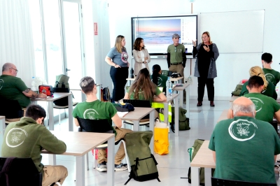 San Bartolomé de Tirajana forma a 45 jóvenes en socorrismo y jardinería