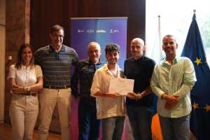 Premio al joven talento en la industria textil para fomentar la diversificación económica de las islas y la empleabilidad