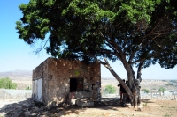 El Ayuntamiento desocupa la Casa del Mato y retira ocho toneladas de basura  del inmueble y sus alrededores