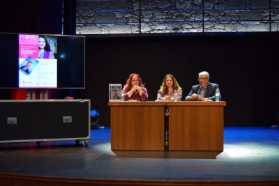 Julieta Martín presenta su libro &#039;Tormenta García&#039; en el Teatro Consistorial