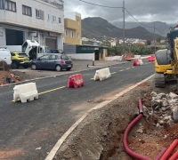 El Ayuntamiento informa del asfaltado de la GC-292 a la altura de San Isidro a partir de la noche del próximo lunes