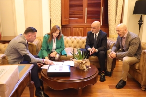 Gáldar ofrece al Gobierno de Canarias el edificio anexo del actual Instituto Saulo Torón como futura comisaría de la Policía Canaria en el Norte