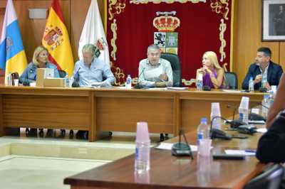 El pleno del Ayuntamiento aprueba el primer corpus normativo destinado a regular el funcionamiento y la utilización correcta de los servicios y espacios deportivos del municipio