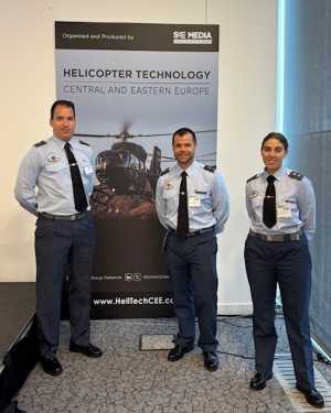 Aviadores del Ala 46 de la Base Aérea de Gando representan a España en un congreso internacional de tecnología de helicópteros celebrado en Praga