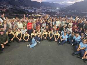 Los PFAE de Gáldar unen sabores, cuidados y recuerdos en una merienda navideña con las personas mayores del proyecto Envejecimiento Activo