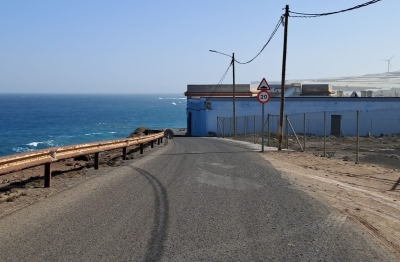 Un tramo de la calle Bajitierra se cierra al tráfico a partir de este martes para la rehabilitación de biondas de seguridad