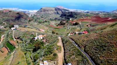 El Ayuntamiento de Guía recibe una subvención cercana  a los 100.000 euros de fondos europeos para mejoras en zonas rurales
