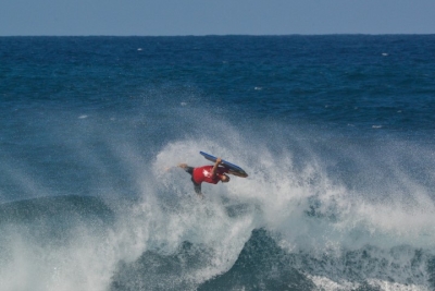 Samuel Brito y Teresa Padilla, campeones de España absolutos de bodyboard y el galdense Néstor Reyes en sub 16