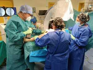 La espera para una intervención quirúrgica se reduce en 47 días, el mayor descenso de España en lo que va de legislatura