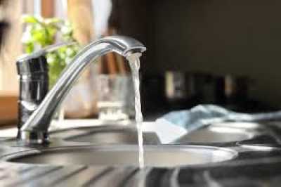 Telde impulsa el servicio de agua gratuita en los edificios del Ayuntamiento para empleados municipales