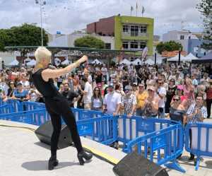 La II Feria Comercial y Deportiva  cosechó un rotundo éxito con más de un centenar de puestos de empresas de toda Gran Canaria