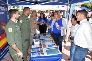 Un millar de jóvenes y desempleados asisten a la Muestra de Empleo, Formación y Emprendimiento de Maspalomas