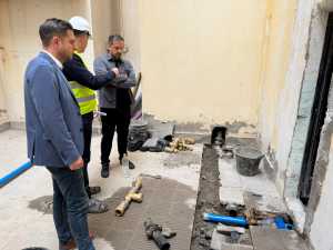 La Concejalía de Aguas inicia mejoras en la red de suministro de la calle Fernando Sagaseta, en el barrio de Jinámar