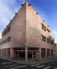 Pablo Albo lleva a Cueva Pintada su sesión de cuentos ‘Risas y desgracias de cuando llegó la electricidad al pueblo (y el cinematógrafo)’