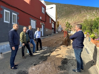 El Ayuntamiento de Guía inició la renovación de la red de abasto, saneamiento y los reasfaltados de las calles Costa Rica y México