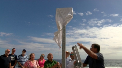 Tomás Cruz Alemán queda ya unido al Burrero por siempre, dando nombre al nuevo paseo marítimo