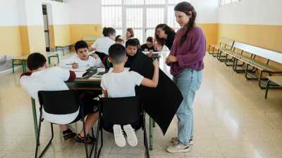 ‘El Atelier 2026’ inicia su recorrido creativo por los centros escolares de Gáldar