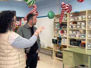 El alcalde toma nota de las demandas principales del CEIP Esteban Navarro de El Calero