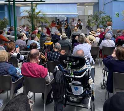 La Residencia de Mayores Genoveva Pérez y el Centro de Día de Barrial celebran el Día de Canarias