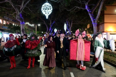 Los pasacalles de una ‘Navidad de cuento’ inician sus recorridos por los distritos de la ciudad