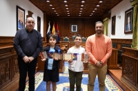 Telde premia a los ganadores del I Concurso de Cuentos de Navidad