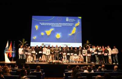 Canarias impulsa la educación financiera juvenil con jornadas formativas dirigidas a los estudiantes