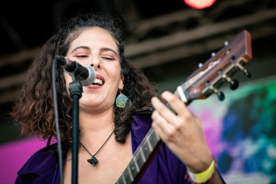 Elena Saavedra ‘abrazará’ al público con su propuesta musical para los ‘Patios Encantados’ de la Casa-Museo León y Castillo de Telde