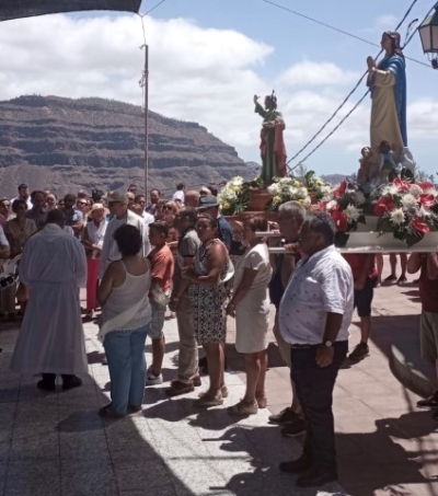 La procesión en Barranquillo Andrés y Soria clausura las fiestas  en el interior de Mogán