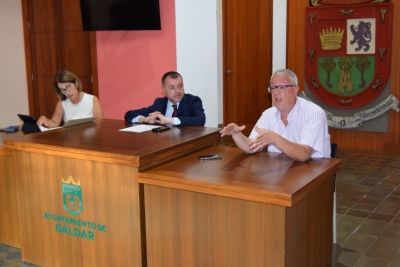 El Ayuntamiento de Gáldar felicita a los estudiantes beneficiarios de las becas concedidas para este curso