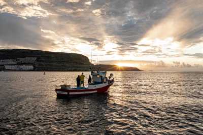 Mogán concede 16.000 euros en ayudas directas a los marineros