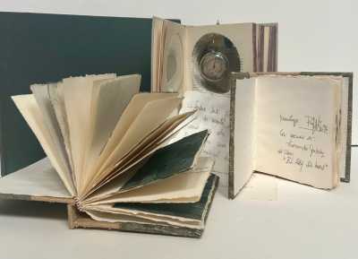 El arte, el reciclaje y la creatividad se unen en un taller para dar nueva vida a los libros