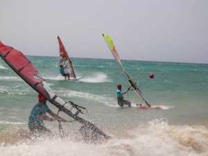 Sotavento inicia la fase decisiva de la final del Mundial de Windsurf