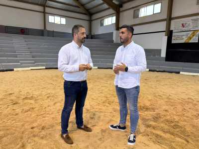 Telde renueva la arena del terrero de lucha Amado Díez Guillén, en Las Huesas
