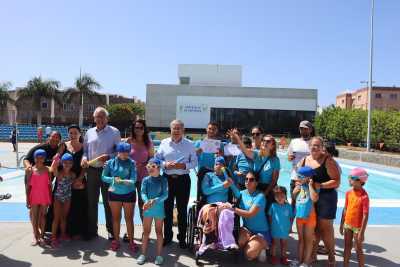 SBT recupera las clases de natación para niños y niñas con diversidad funcional