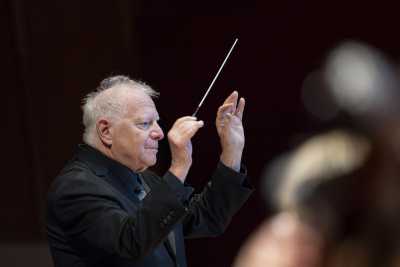 La OFGC se convierte en una ciberorquesta en Cyborg de Cruixent bajo la dirección de Leonard Slatkin