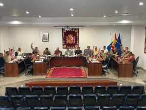 Mogán habilitará playas para mascotas y aprueba la Relación de Puestos de Trabajo municipal