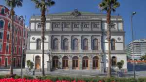 El Centro de Mayores de Guía organiza una salida cultural al Teatro Pérez Galdós para asistir a ‘Negrín, la ópera’