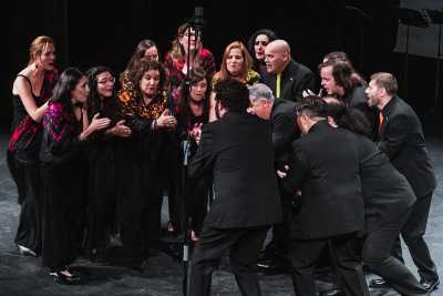 ‘Tránsito, lienzo y voz’ llega a la Casa Colón en un concierto que une arte, historia y música coral