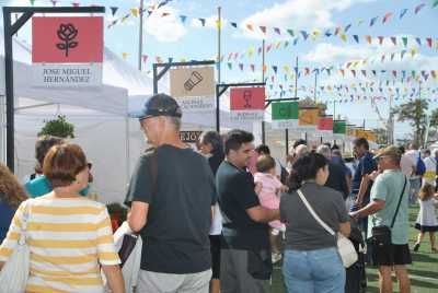 El Ayuntamiento organiza la Feria  de Comercio ‘Mas Comercio SBT’