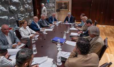 Fernando Clavijo traslada al Pacto Migratorio el acuerdo para atender a menores migrantes con derecho a asilo