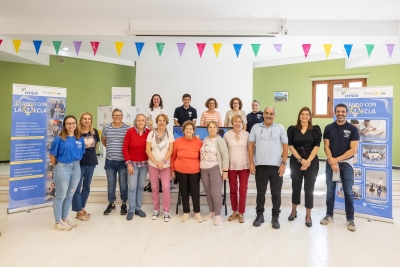 Participantes del programa de &#039;Envejecimiento Activo&#039; aprenden sobre nuevas tecnologías con el proyecto ‘Dando con la Tecla’