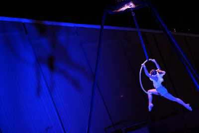 Danza Contemporánea, Circo, Acrobacia, Música y Arquitectura forman el tablero de DAMA, una atractiva experiencia cultural en Cueva Pintada