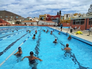 El Centro de Mayores de Santa María de Guía ofrece cursos  para mejorar la memoria, biodanza, yoga, aquaerobic, estimulación cognitiva y mantenimiento físico