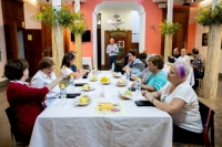 Arranca la I Feria de Artesanía con más de treinta puestos en la Plaza de Santiago y su entorno