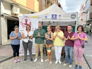 San Gregorio saca a la calle su primera feria comercial