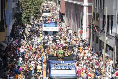 Cabalgata infantil, el Carnaval de las minimascaritas congrega a 50.000 personas en el recorrido