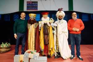 Los Reyes Magos de Oriente visitan la Villa de Moya