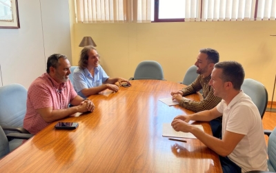 Peña despacha con el sector del taxi su preocupación por mejorar el servicio