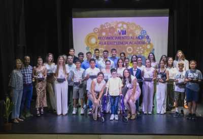 Mogán reconoce el mérito y la excelencia académica de 34 estudiantes del municipio